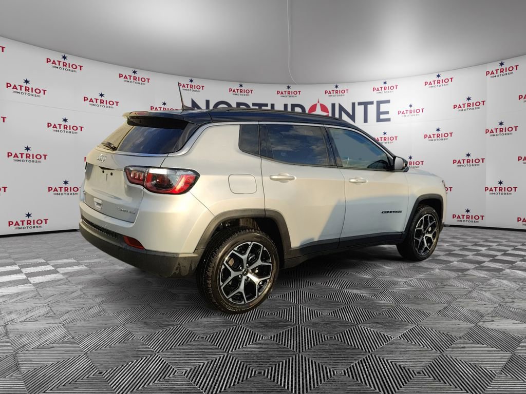 New 2025 Jeep Compass Limited w/ Sun & Sound Group image 8