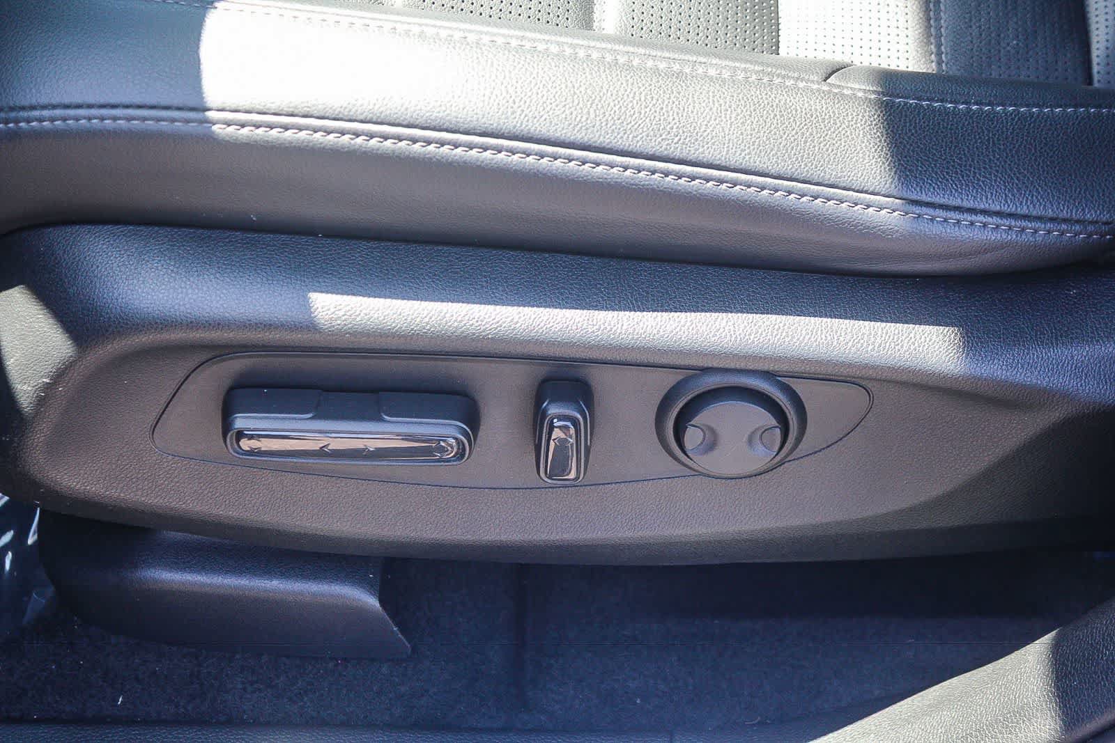 Used 2024 Honda CR-V EX-L image 26