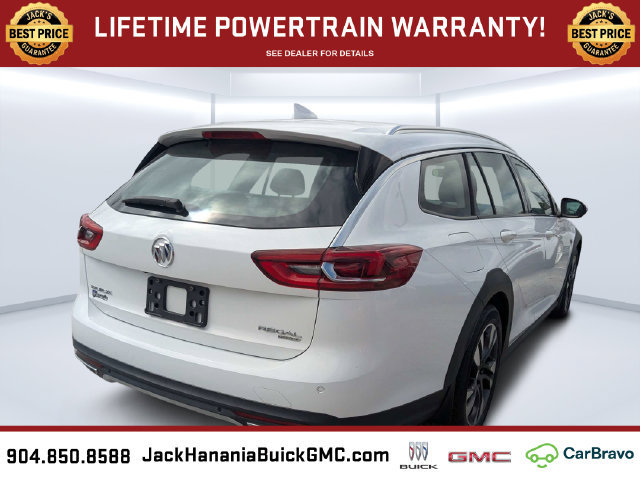 Used 2018 Buick Regal Preferred w/ Sights and Sounds Package AWD/4WD image 3