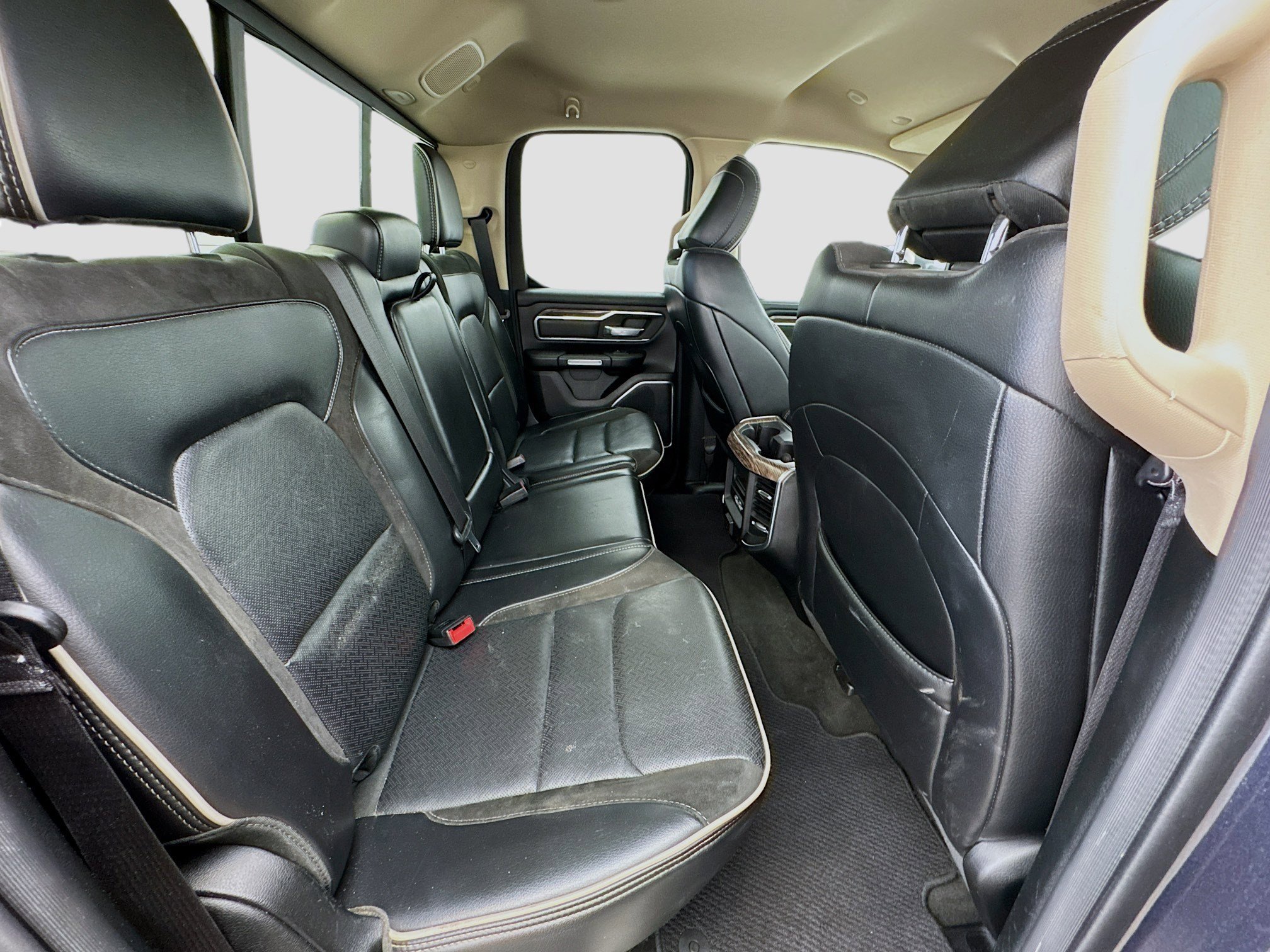 Used 2020 RAM 1500 Laramie image 18