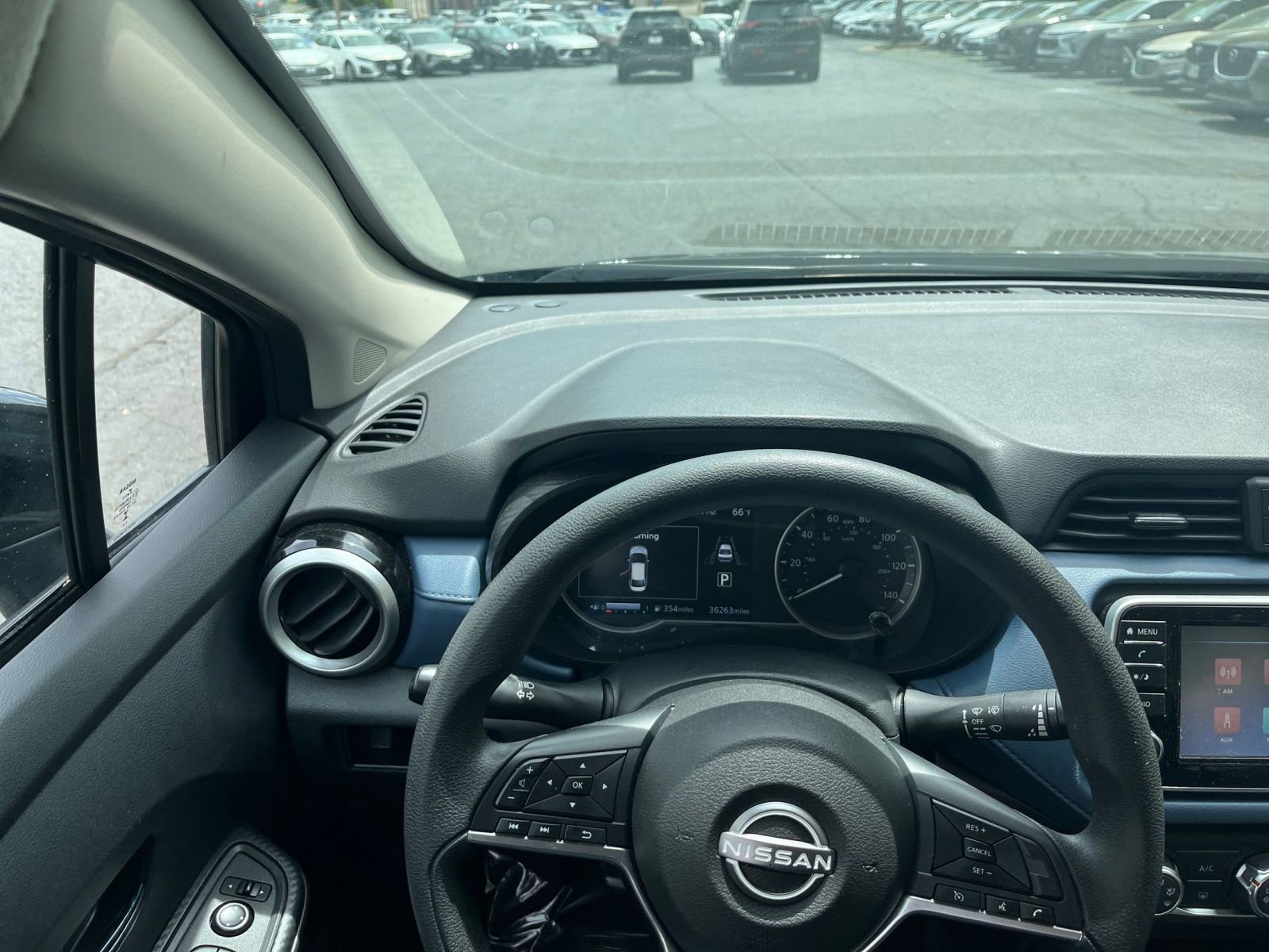 Used 2025 Nissan Versa SV image 29