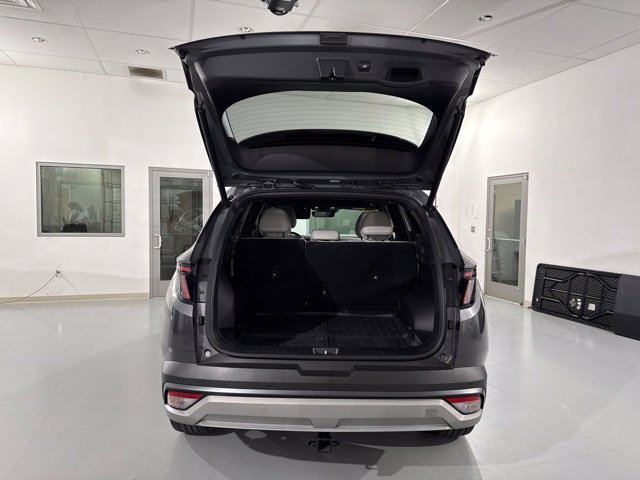 Used 2025 Hyundai Tucson Limited AWD/4WD image 11