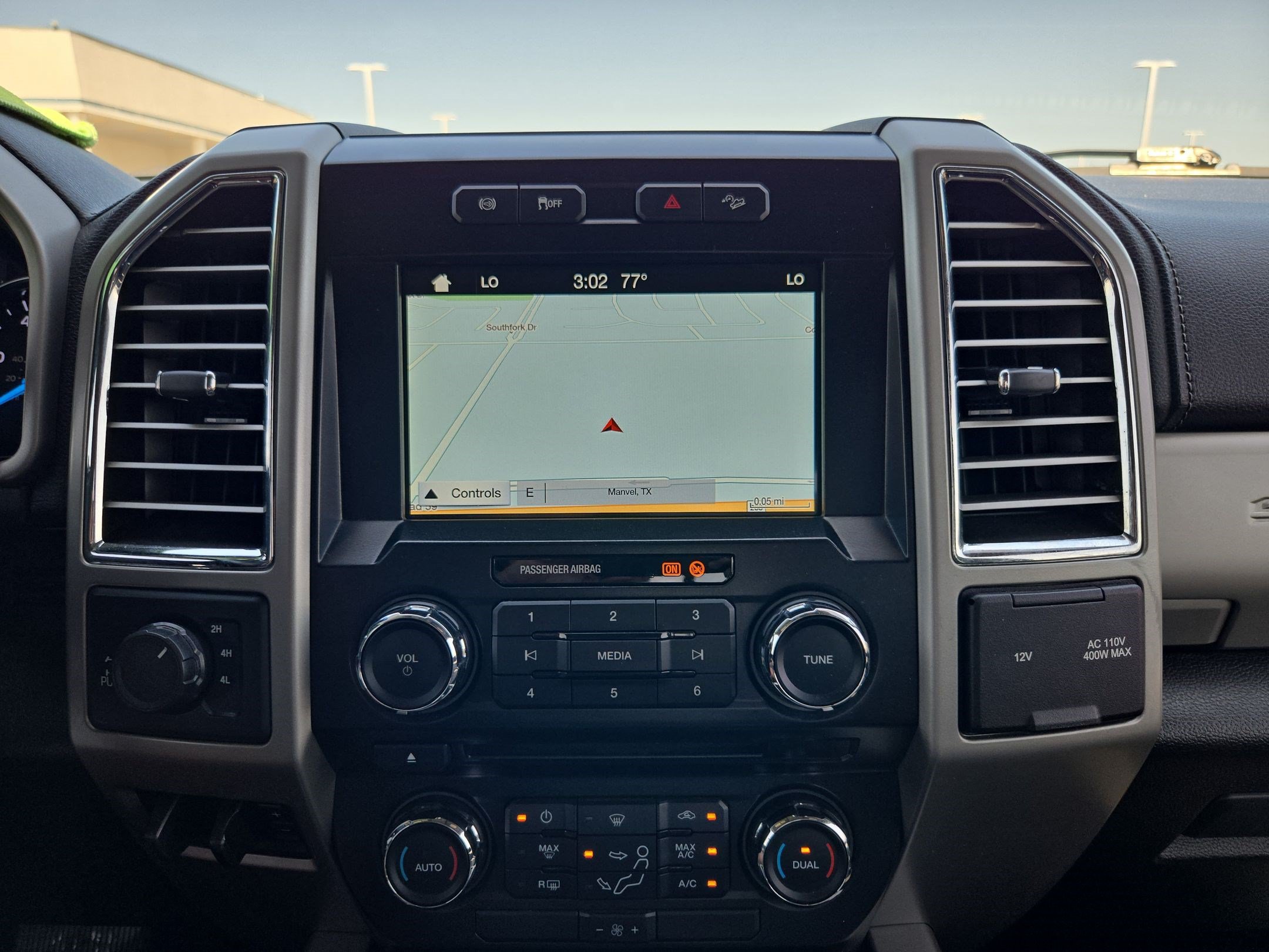 Used 2017 Ford F350 Lariat w/ FX4 Off-Road Package AWD/4WD image 24