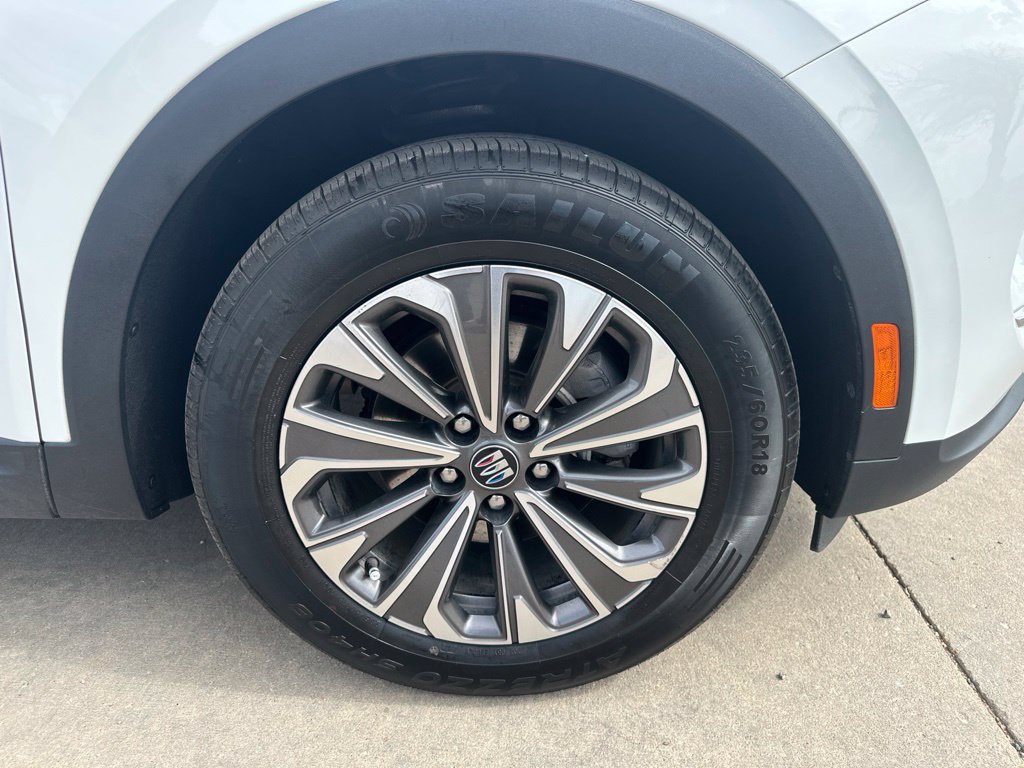 Certified 2024 Buick Envision Preferred AWD/4WD image 36