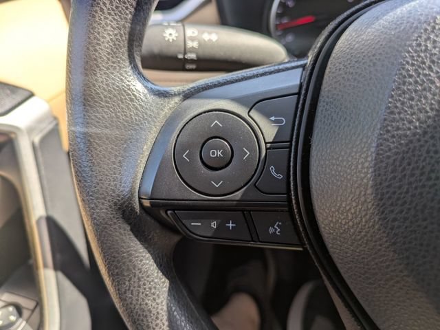 Used 2021 Toyota RAV4 LE AWD/4WD image 23