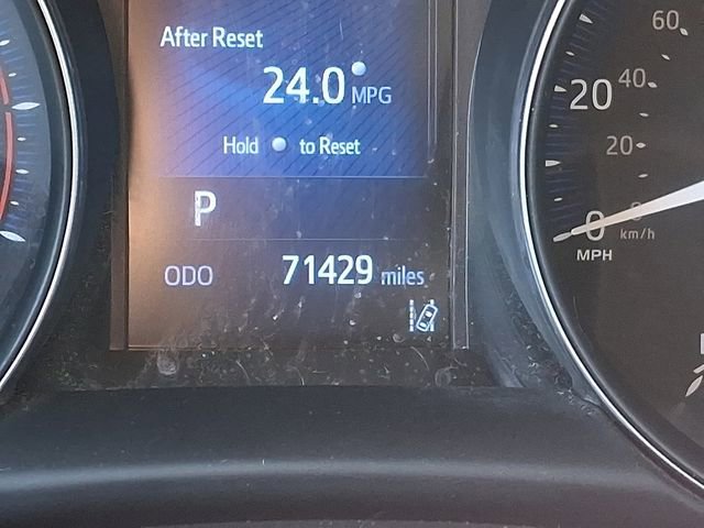 Used 2018 Toyota C-HR XLE FWD image 21