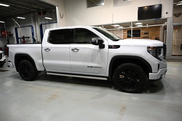 New 2026 GMC Sierra 1500 Denali image 4