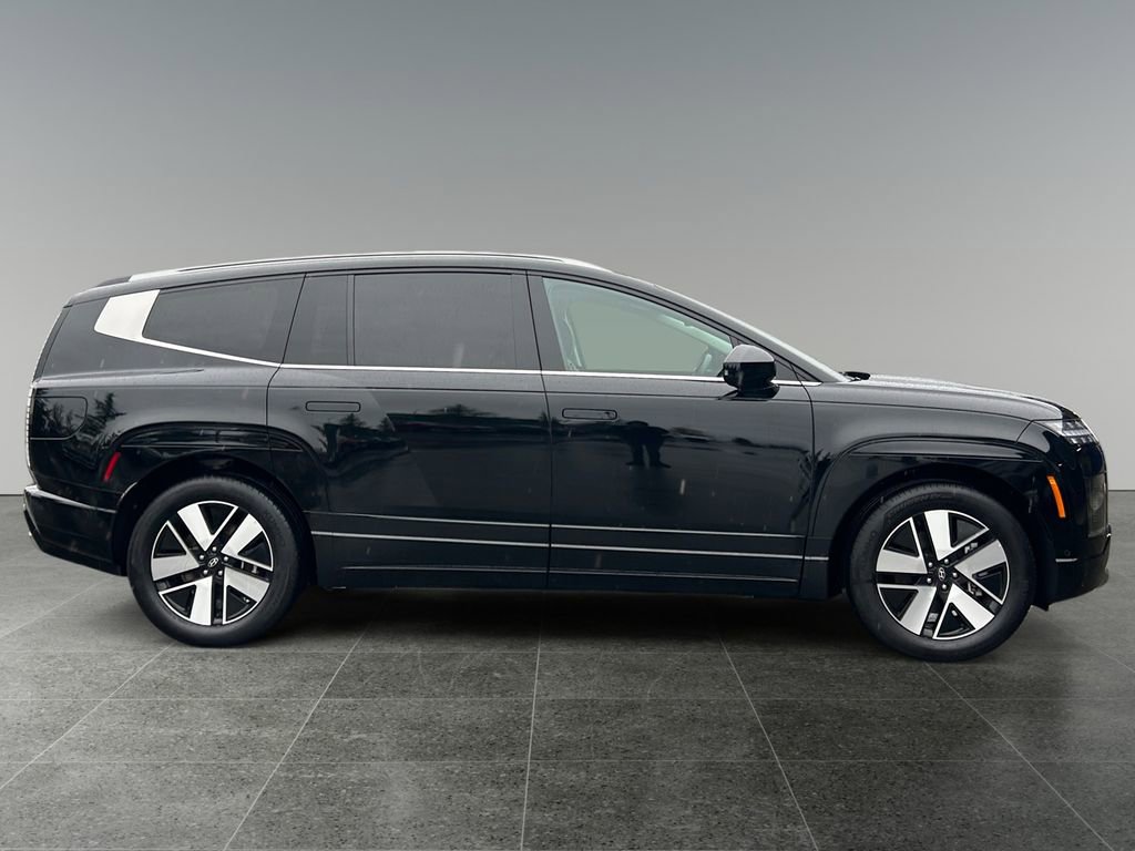 Certified 2026 Hyundai Ioniq 9 SEL image 8