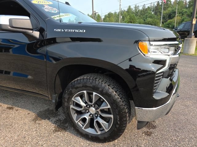 Used 2024 Chevrolet Silverado 1500 LT AWD/4WD image 31