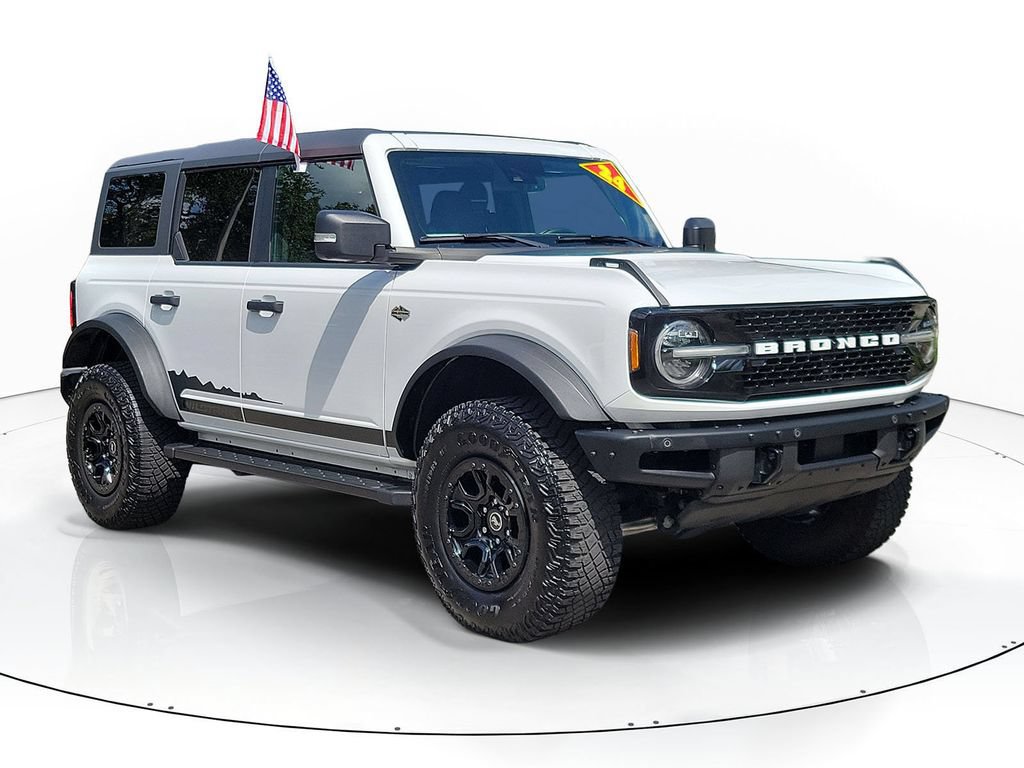 Certified 2024 Ford Bronco Wildtrak AWD/4WD image 2