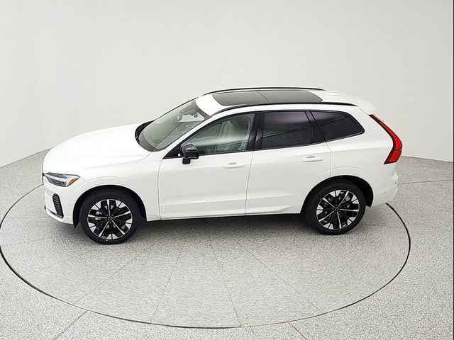New 2026 Volvo XC90 T8 Plus w/ Protection Package AWD/4WD image 44