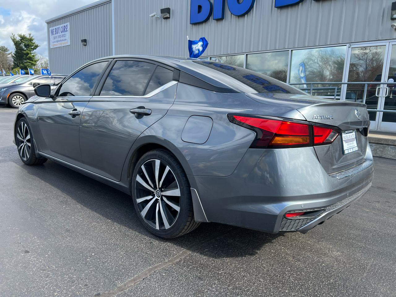 Used 2022 Nissan Altima 2.5 SR image 3