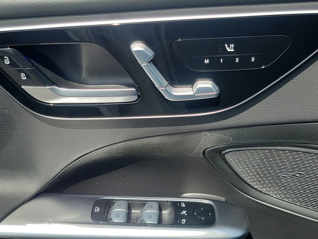 Used 2023 Mercedes-Benz C 300 Sedan image 19