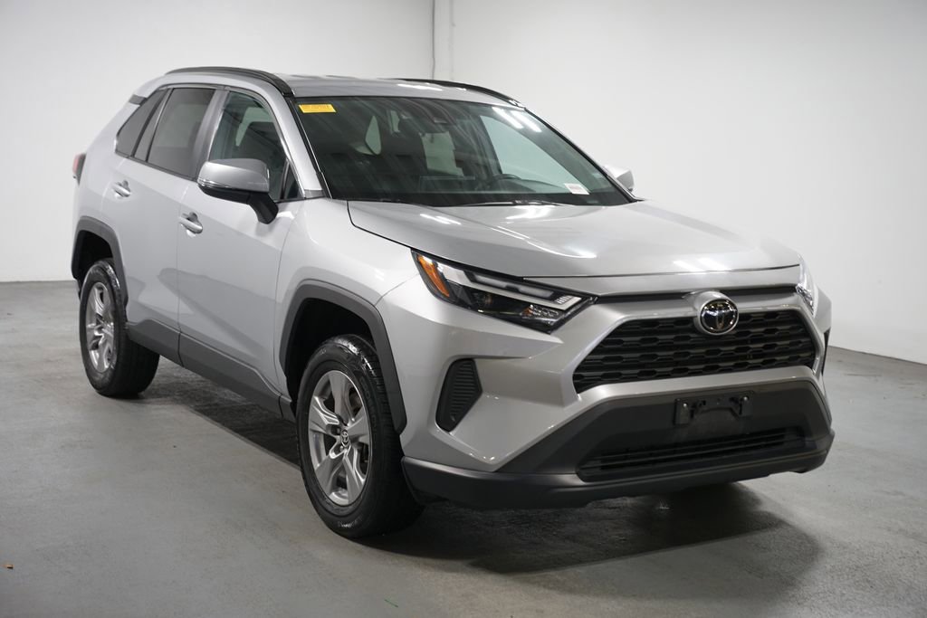 Certified 2024 Toyota RAV4 XLE image 3