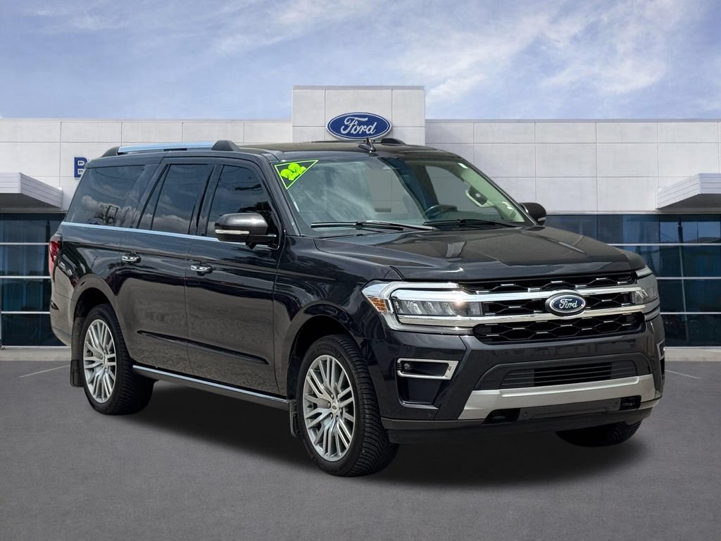 Used 2022 Ford Expedition Max Limited AWD/4WD image 2