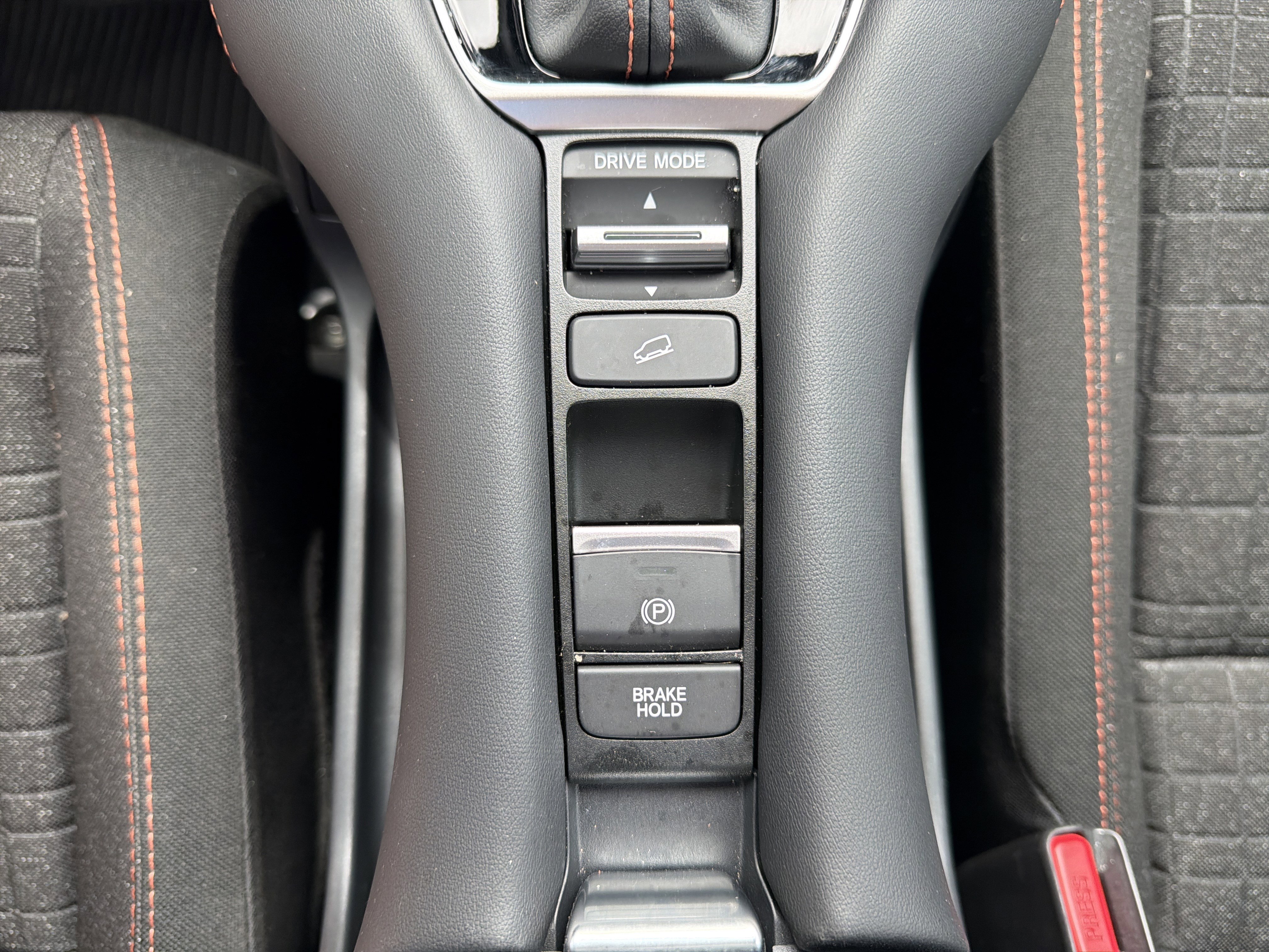 Certified 2025 Honda HR-V Sport image 35