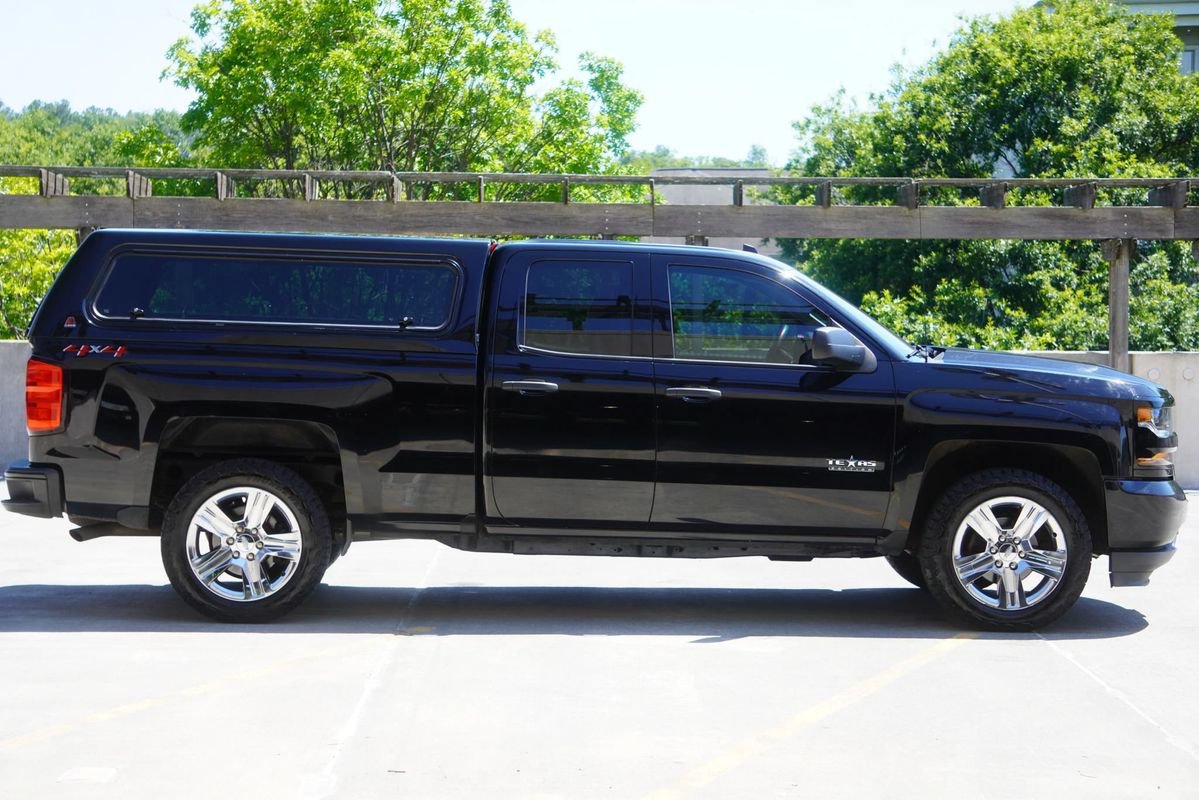Used 2018 Chevrolet Silverado 1500 Custom w/ Texas Edition AWD/4WD image 9