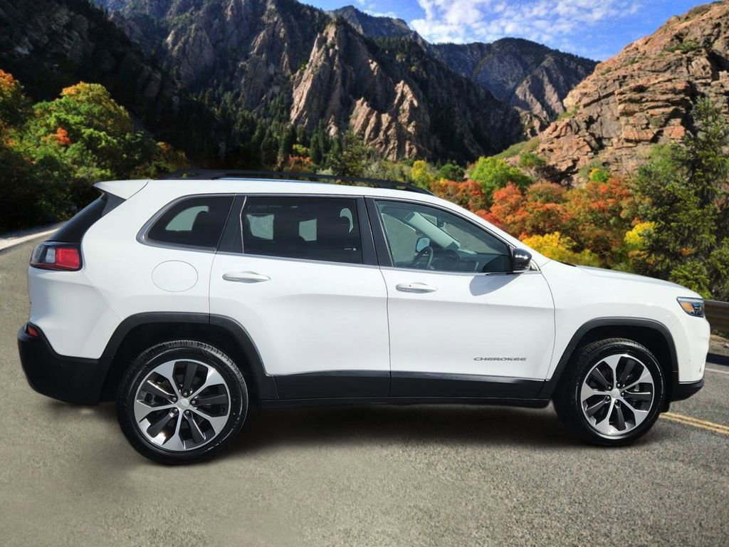 Used 2022 Jeep Cherokee Limited w/ Elite Package image 2
