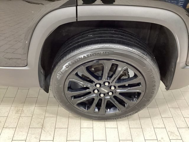 Used 2023 GMC Acadia SLT w/ Elevation Edition AWD/4WD image 22