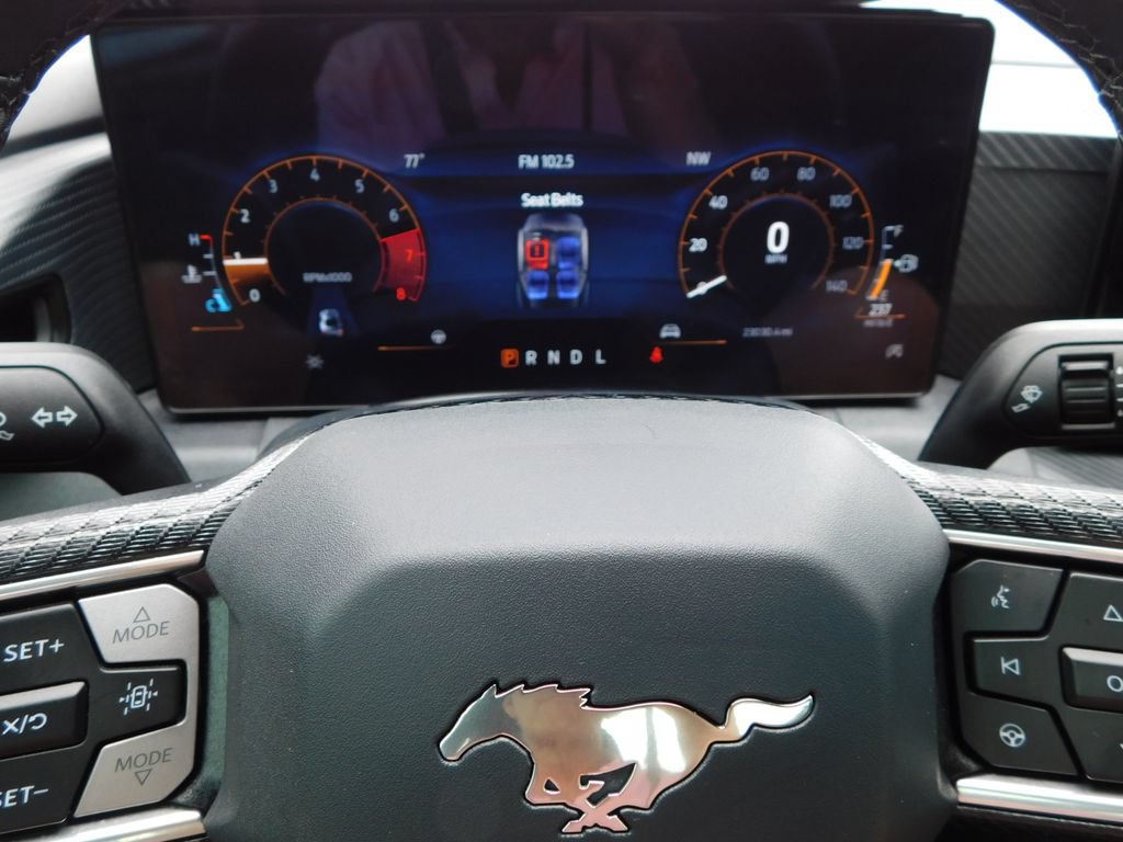 Used 2025 Ford Mustang Coupe RWD image 24