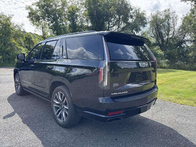 Used 2021 Cadillac Escalade Sport Platinum AWD/4WD image 4