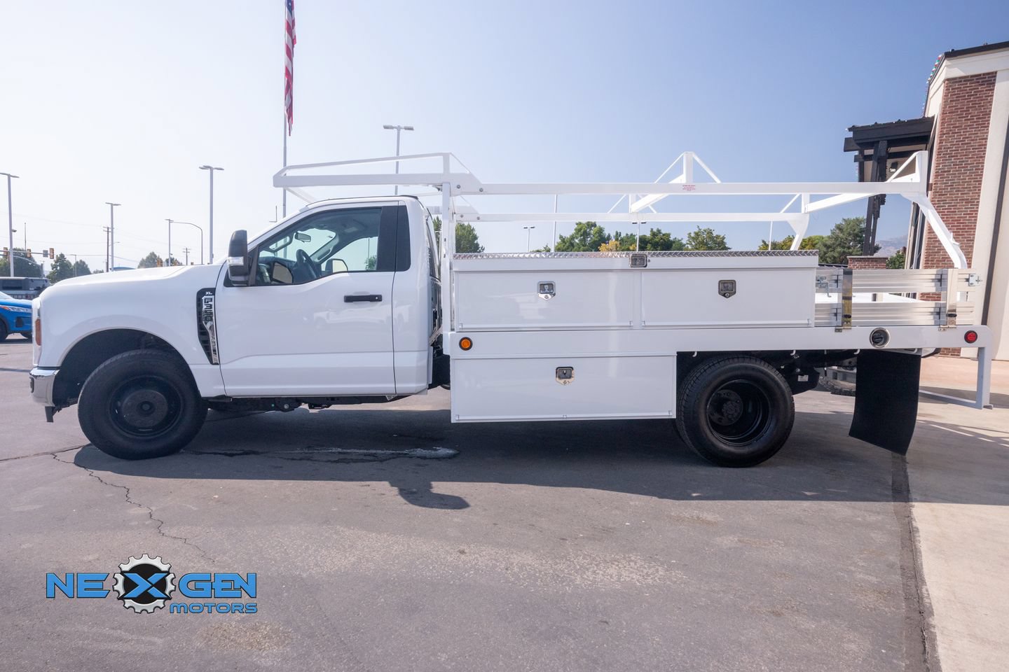Used 2024 Ford F350 XL w/ XL Chrome Package RWD image 4
