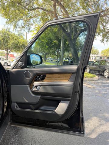Used 2019 Land Rover Range Rover HSE AWD/4WD image 14