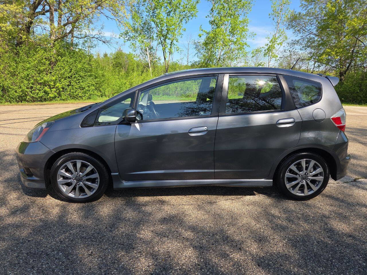 Used 2013 Honda Fit Sport image 3
