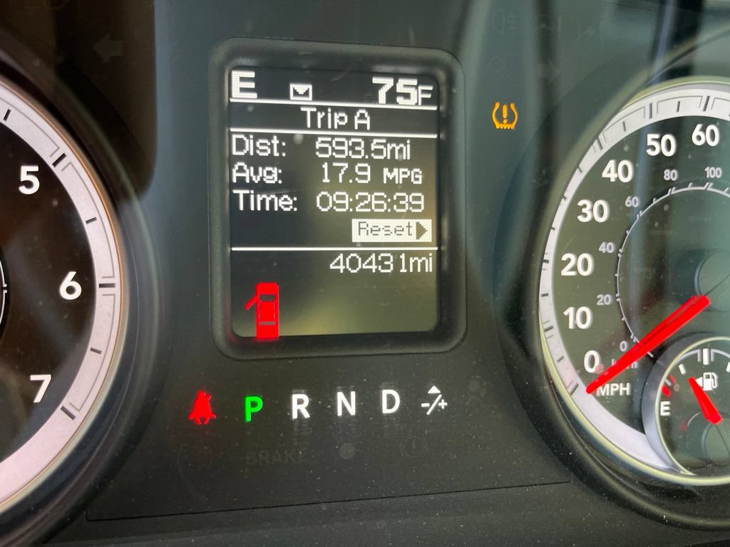 Used 2013 RAM 1500 Classic SLT AWD/4WD image 5