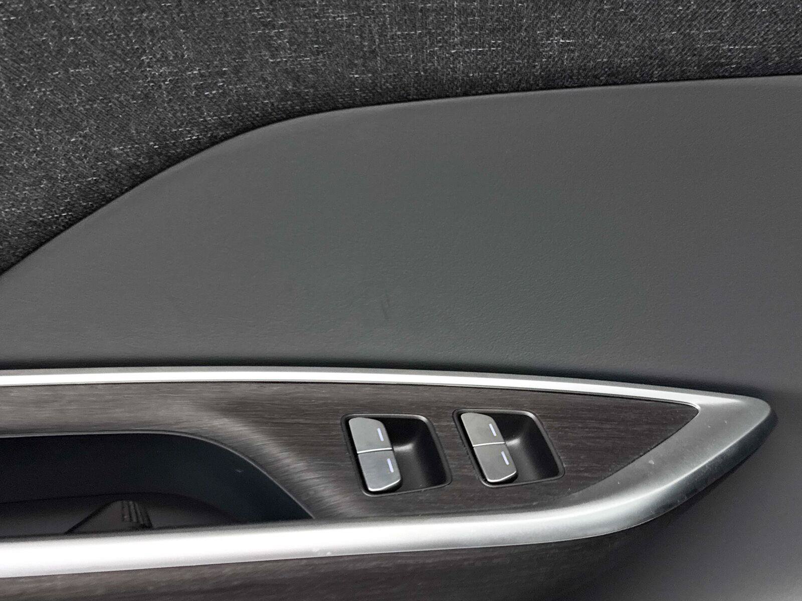 Used 2024 Lucid Air Pure RWD image 26