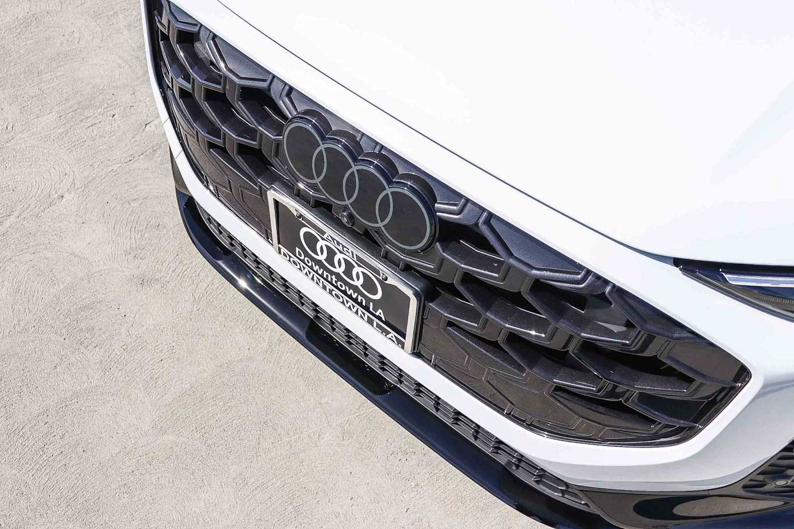 New 2026 Audi Q3 quattro 2.0T image 8