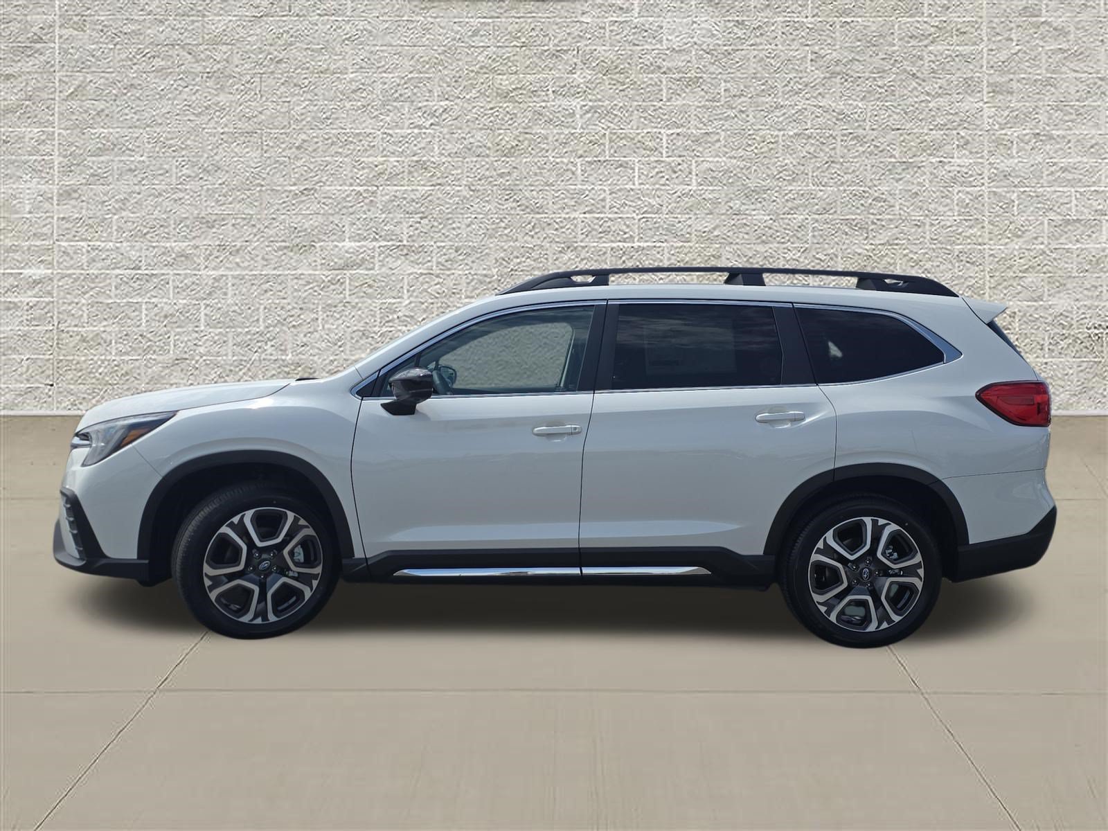 New 2026 Subaru Ascent Limited AWD/4WD image 4
