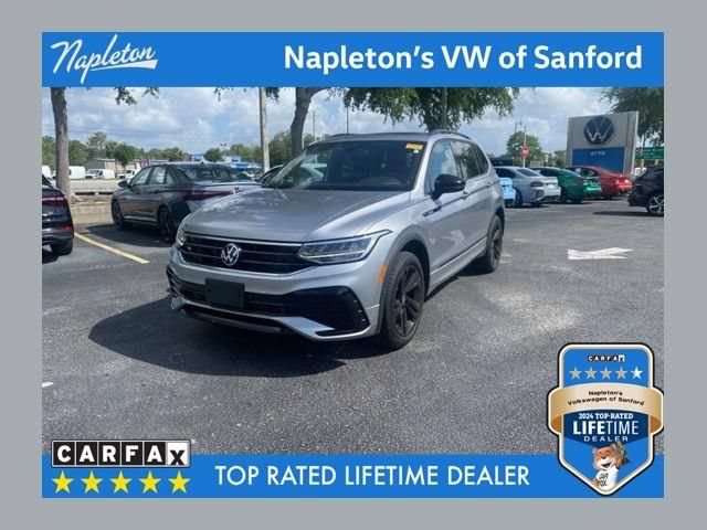 Used 2024 Volkswagen Tiguan SE R-Line AWD/4WD image 1