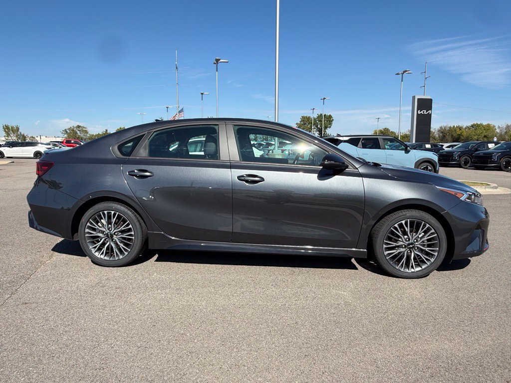 Certified 2024 Kia Forte GT-Line FWD image 8