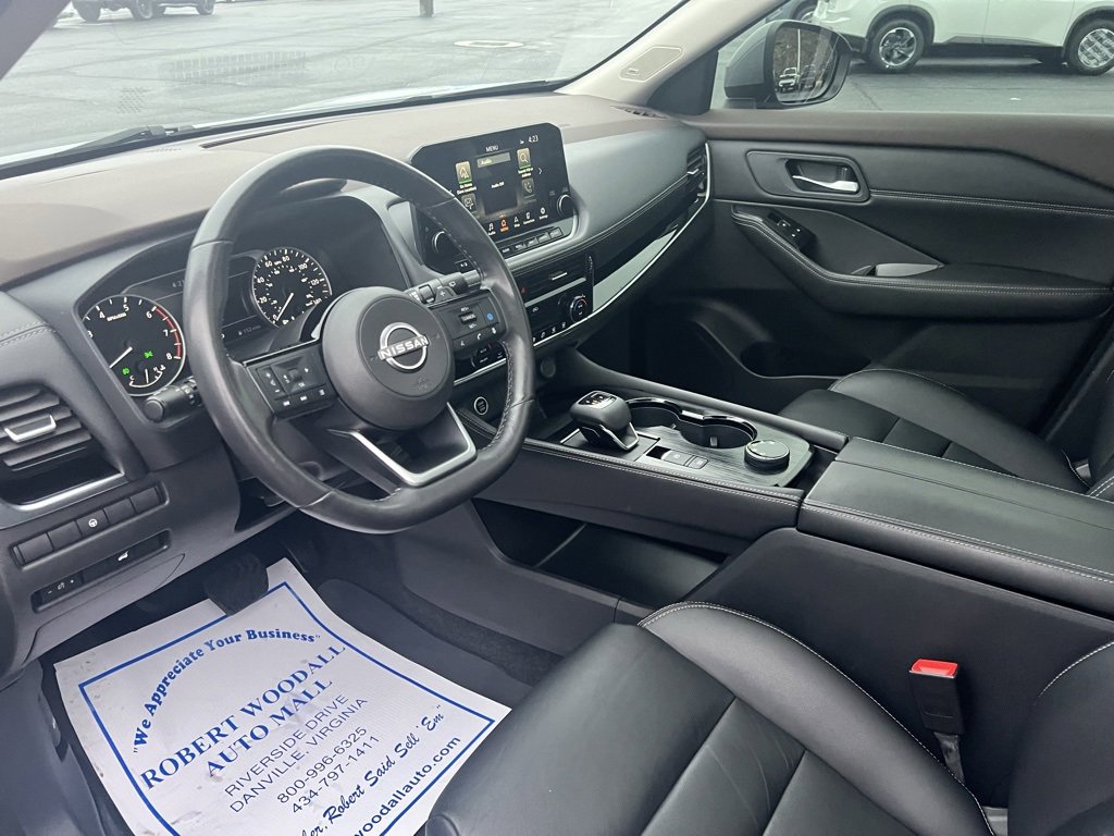 Used 2023 Nissan Rogue SL w/ SL Premium Package image 17