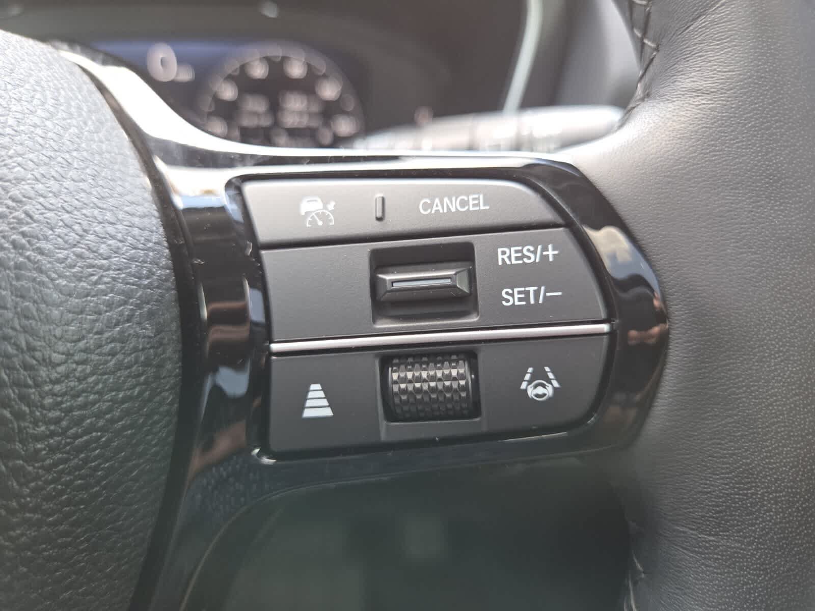 Used 2025 Honda Pilot Elite image 10