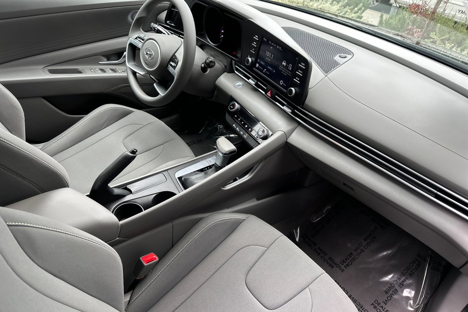 Used 2023 Hyundai Elantra SEL image 15