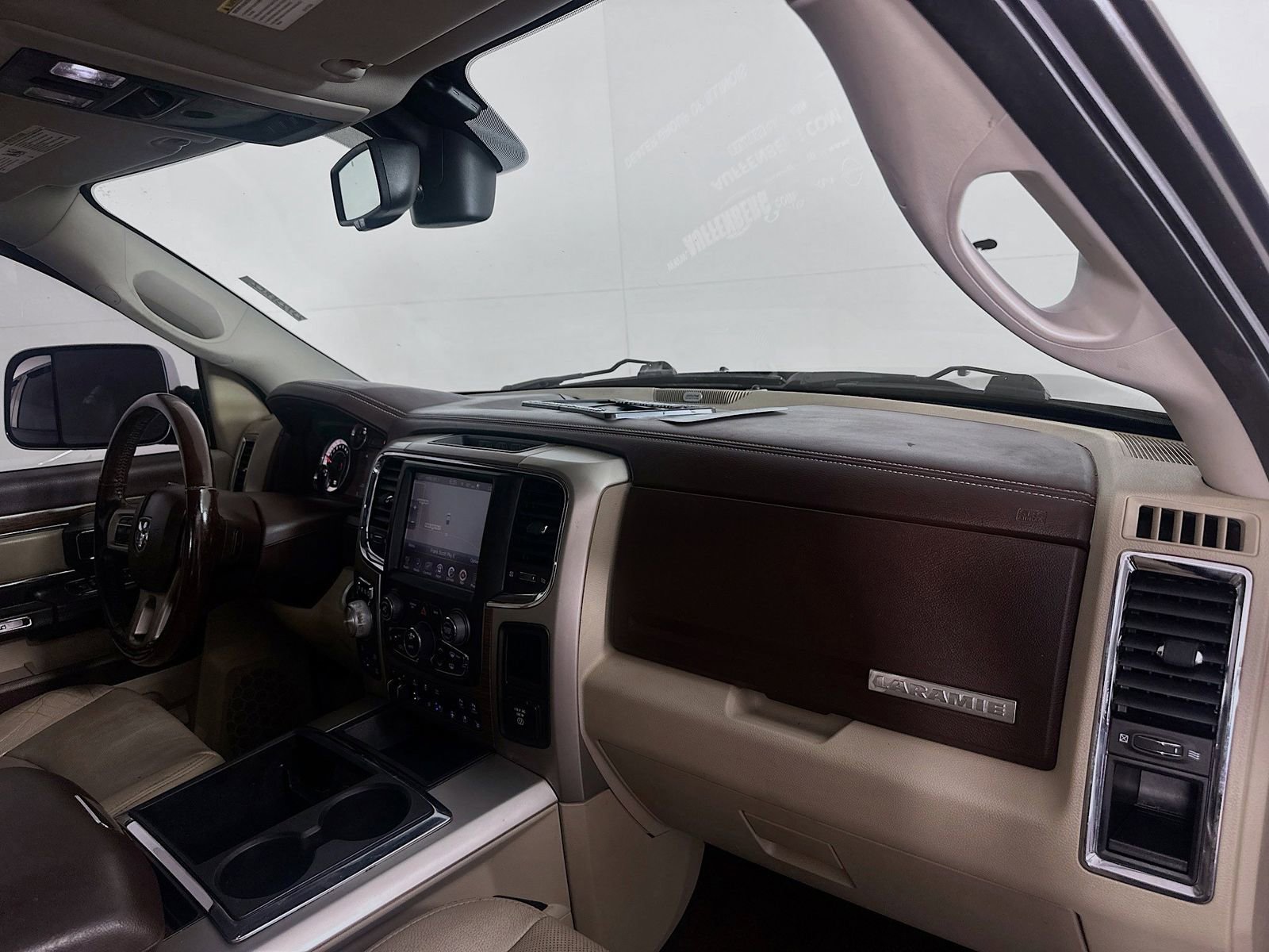 Used 2014 RAM 1500 Laramie w/ Convenience Group AWD/4WD image 29