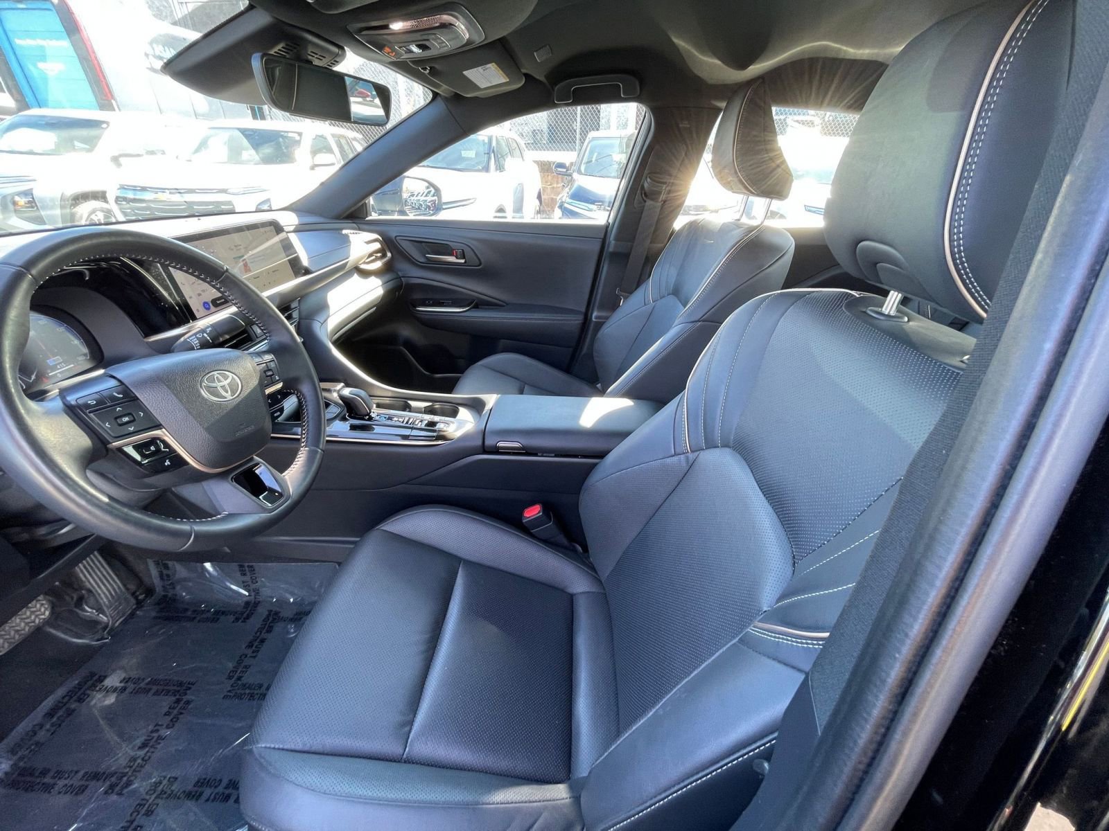 Used 2025 Toyota Crown AWD/4WD image 28