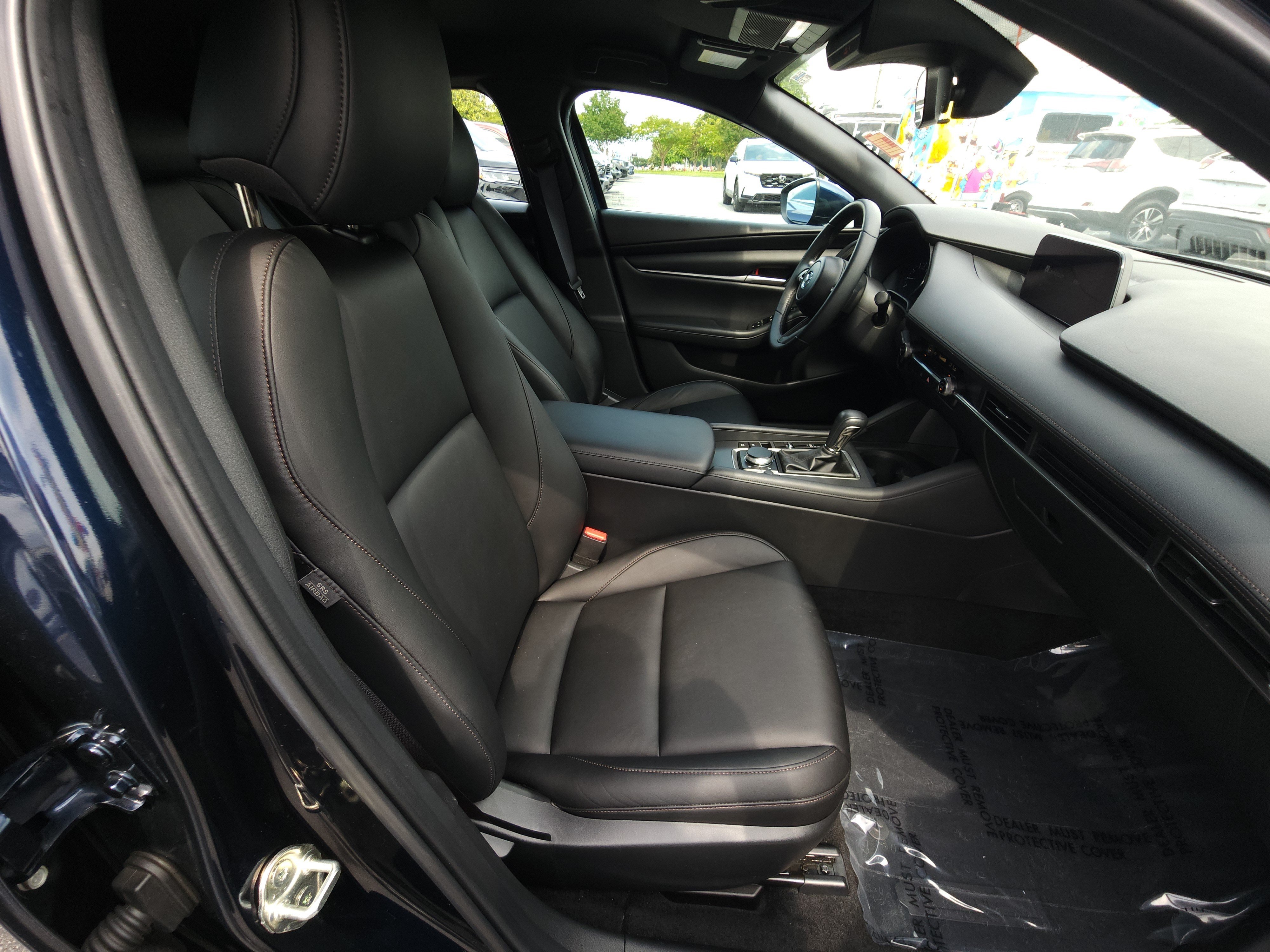 Used 2023 MAZDA MAZDA3 s FWD image 12