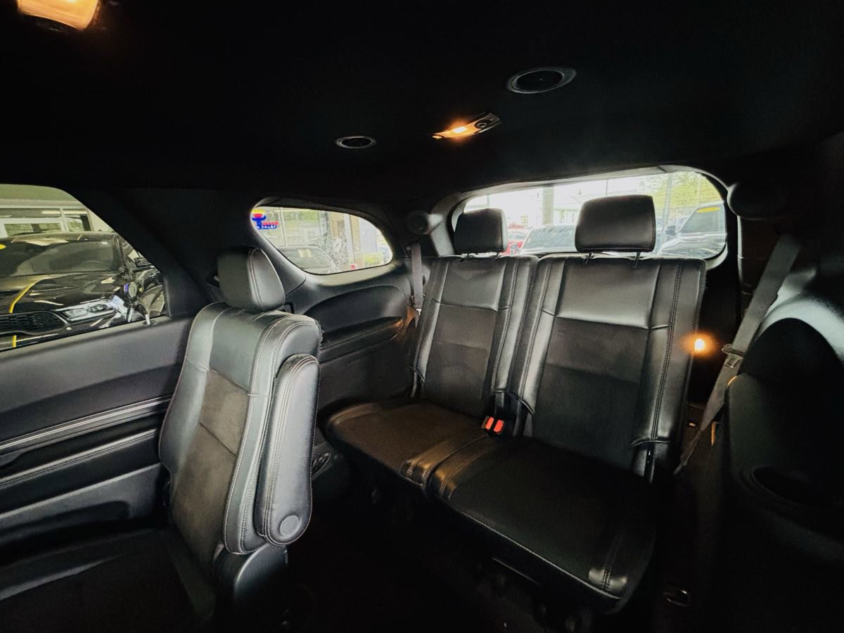 Used 2021 Dodge Durango R/T w/ Blacktop Package AWD/4WD image 33
