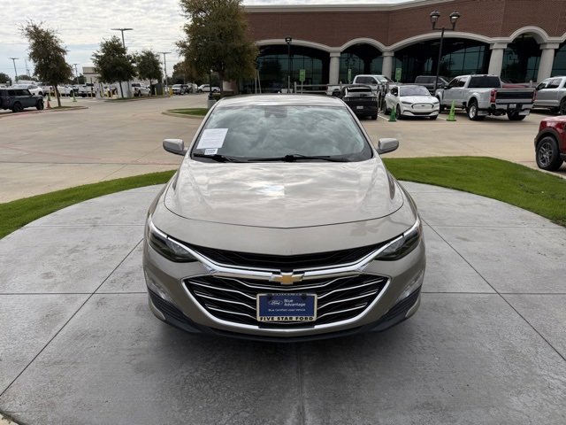 Used 2023 Chevrolet Malibu LT image 2