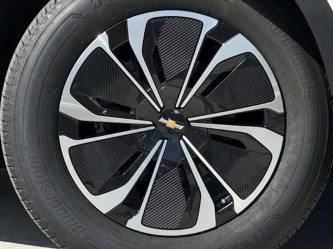 New 2026 Chevrolet Blazer EV LT FWD image 9