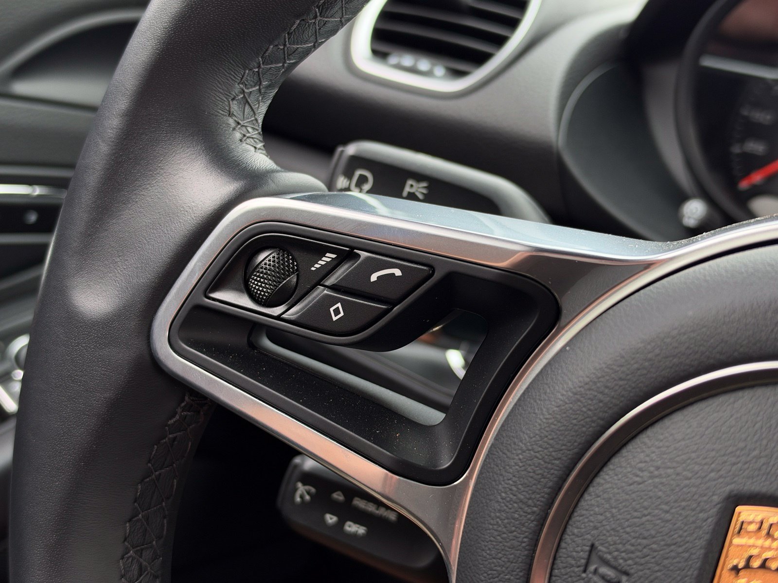Certified 2025 Porsche 718 Cayman RWD image 21