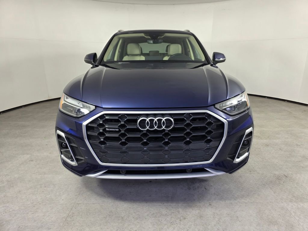 Used 2024 Audi Q5 2.0T Premium image 2