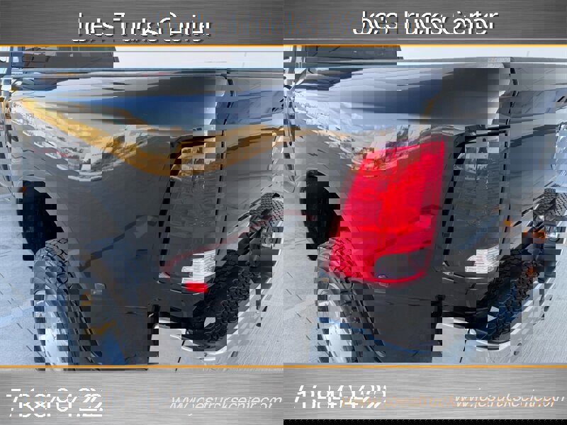 Used 2017 RAM 3500 Tradesman w/ Chrome Appearance Group image 42