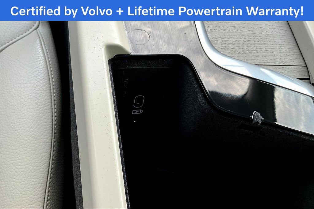 Used 2023 Volvo XC60 B5 Plus w/ Climate Package image 33
