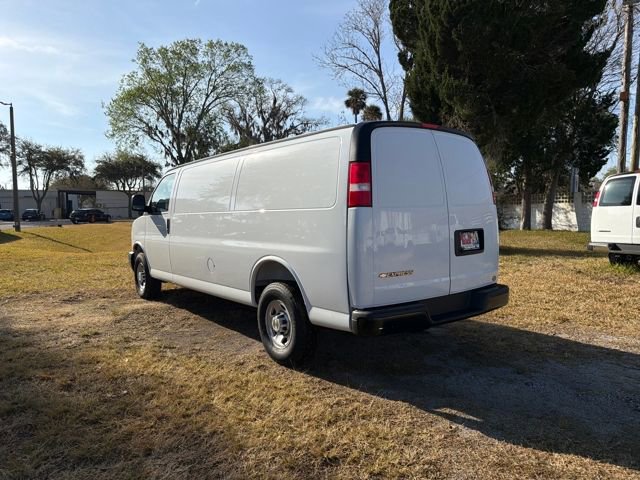 New 2025 Chevrolet Express 2500 Work Van 3D Extended Cargo Van w/ Driver Convenience Package RWD image 9