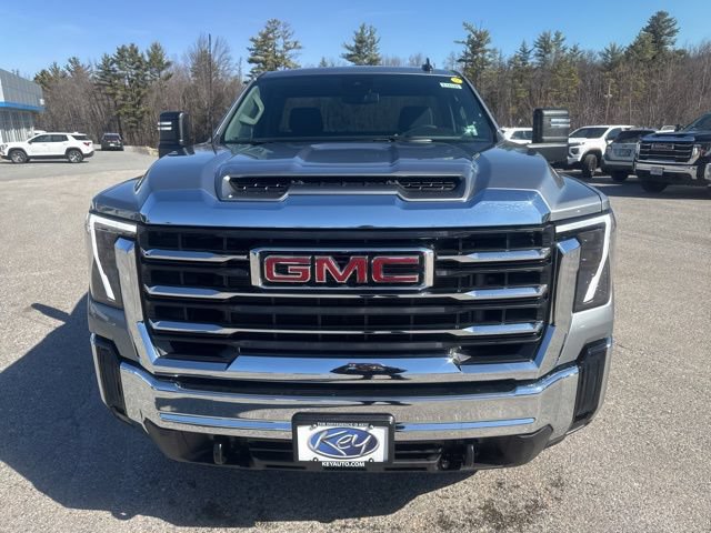 Used 2026 GMC Sierra 2500 SLE AWD/4WD image 2