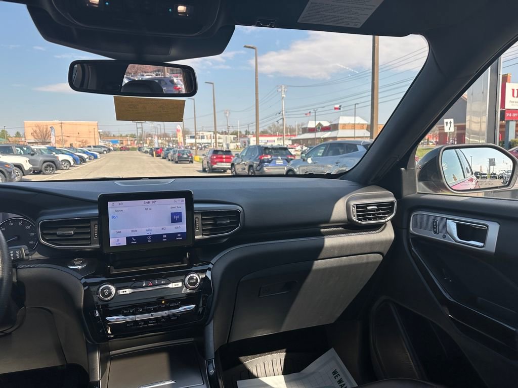 Used 2022 Ford Explorer ST-Line w/ Class IV Trailer Tow Package AWD/4WD image 14